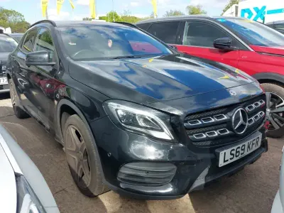 Used Mercedes GLA180 AMG line 122 HP (89 kW) 2019 Black SUV