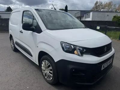 Used Peugeot Partner 131 HP (96 kW) 2020 White MPV