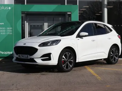Used Ford Kuga ST-Line X 225 HP (165 kW) 2024 White SUV