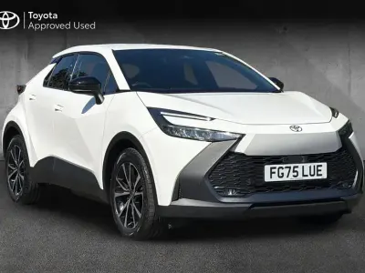 Used Toyota C-HR Design 223 HP (164 kW) 2025 White SUV