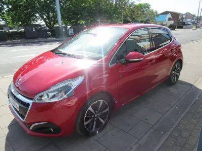 Used Peugeot 208 S 2019 Red Hatchback