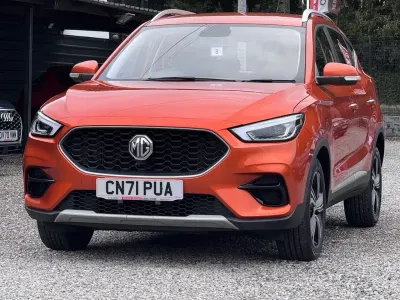 Usado MG ZS Excite 106 HP (77 kW) 2022 Laranja SUV