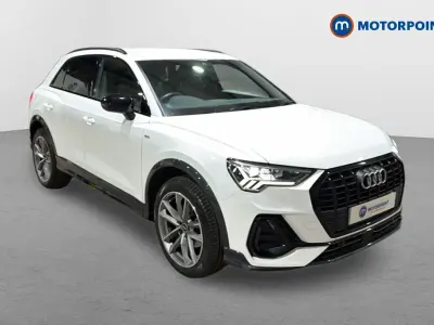 Używany Audi Q3 Black Edition 150 KM (110 kW) 2022 Biały SUV