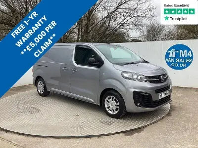 Second-hand Vauxhall Vivaro Sportive 120 CP (88 kW) 2022 Gri Monovolum