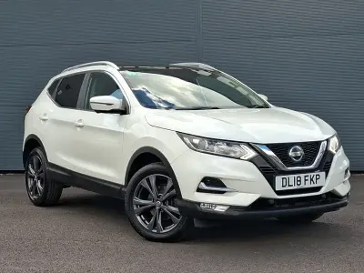 Used Nissan Qashqai N-Connecta 110 HP (80 kW) 2018 White SUV
