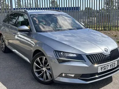 Used Skoda Superb LAURIN & KLEMENT 150 HP (110 kW) 2017 Grey Estate