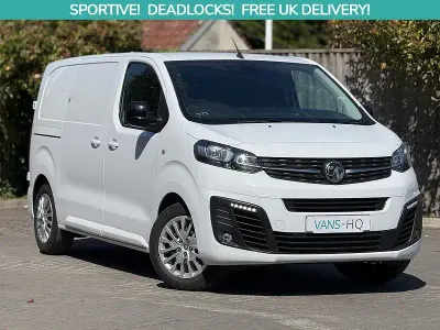 Used Vauxhall Vivaro 120 HP (88 kW) 2023 White MPV