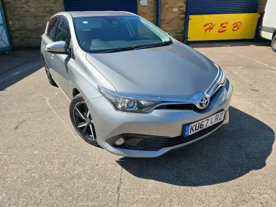 Used Toyota Auris
