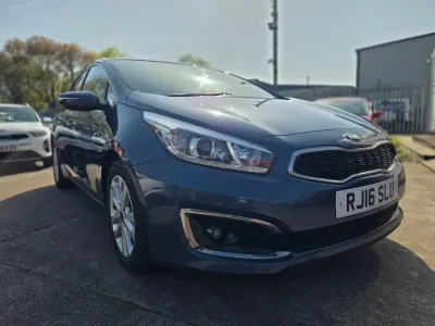 Gebraucht Kia Ceed 2016 Blau Kleinwagen