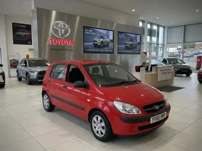 Used Hyundai Getz 97 HP (71 kW) 2008 Red Hatchback