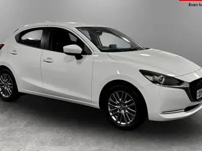 Used Mazda 2 Inclusive 90 HP (66 kW) 2022 White Hatchback
