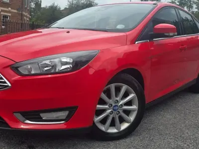 Used Ford Focus Titanium 2015 Red Hatchback