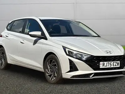 Used Hyundai i20 Advanced 101 HP (74 kW) 2024 Grey Hatchback