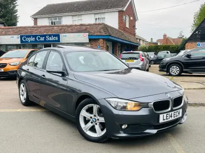 Usado BMW 320 Comfort Edition 2015 Gris Berlina
