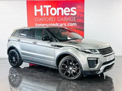 Used Land Rover Range Rover evoque HSE Dynamic 240 HP (176 kW) 2018 Silver Estate