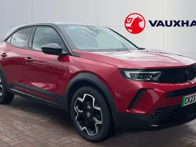 Używany Vauxhall Mokka Ultimate 100 kW (136 KM) 2023 Czerwony SUV
