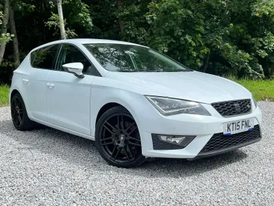Used Seat Leon FR 184 HP (135 kW) 2015 White Hatchback