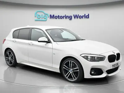 Usado BMW 118 M Sport 136 HP (100 kW) 2019 Branco Citadino
