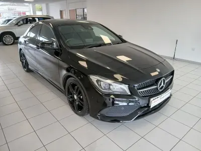 Usado Mercedes CLA220 AMG line 177 CV (130 kW) 2016 Negro Berlina
