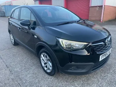 Used Vauxhall Crossland X S 99 HP (72 kW) 2018 Black SUV