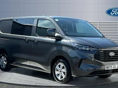 Usado Ford Transit Custom Limited 136 HP (100 kW) 2025 Van