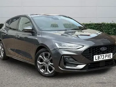 Used Ford Focus ST-Line 125 HP (91 kW) 2023 Grey Hatchback