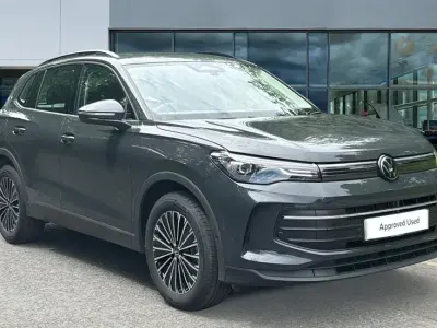 New VW Tiguan Life 130 HP (95 kW) 2026 Urano grey SUV