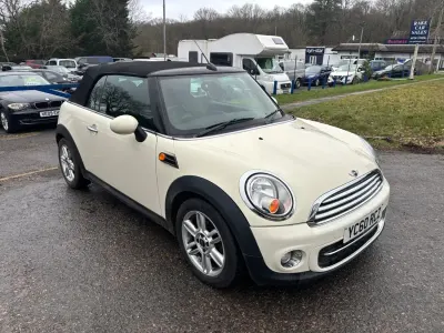 Usado Mini Cooper D Cabriolet 2011 Blanco Descapotable