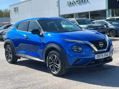 Używany Nissan Juke N-Connecta 114 KM (83 kW) 2025 Niebieski SUV