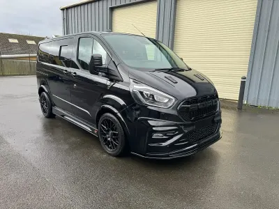 Usado Ford Transit Custom Limited 170 HP (125 kW) 2024 Preto Van