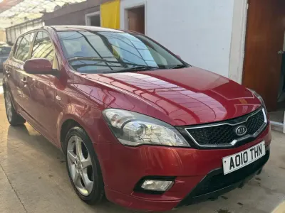 Usado Kia Ceed 2010 Vermelho Citadino