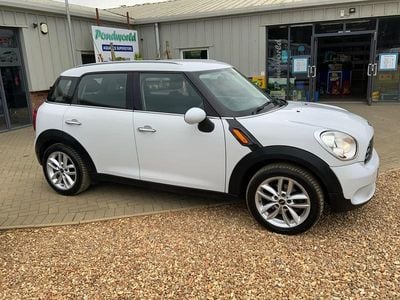 Used Mini Cooper D 2011 White Hatchback