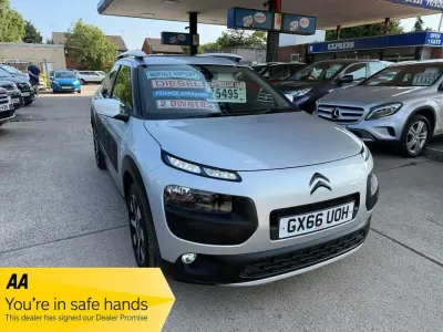 Used Citroën C4 Cactus Rip Curl 2016 Silver Hatchback