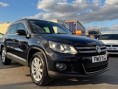 Black Used 2013 VW Tiguan SE SUV | £8,499 (Fair price)