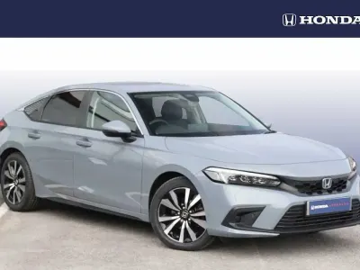 Używany Honda Civic Elegance 143 KM (105 kW) 2024 Szary Hatchback