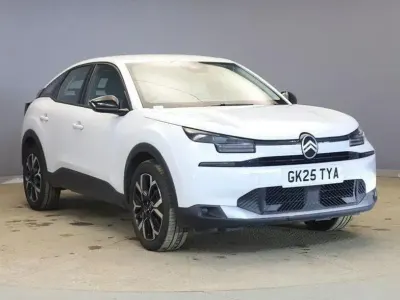 Używany Citroën C4 PureTech 130 KM (95 kW) 2025 Biały SUV