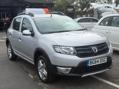 Silver Used 2014 Dacia Sandero Lauréate Hatchback | £1,995 (Fair price)