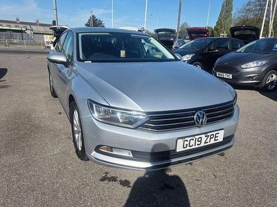 Usado VW Passat S 150 HP (110 kW) 2019 Prateado Sedan