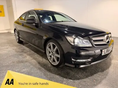 Używany Mercedes C180 Sport Edition 156 KM (114 kW) 2014 Czarny Coupe