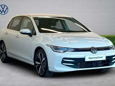 Used VW Golf VIII Match 150 HP (110 kW) 2025 White Hatchback