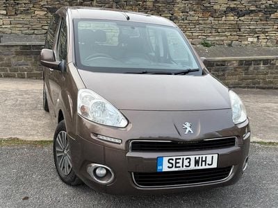 Used Peugeot Partner Tepee Access 92 HP (67 kW) 2013 Brown MPV