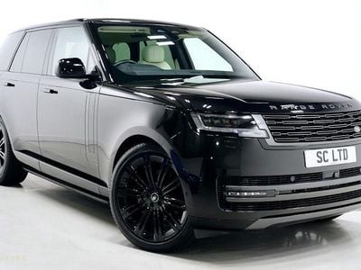 Used 2025 Land Rover Range Rover SE SUV | £81,990 (Super price)