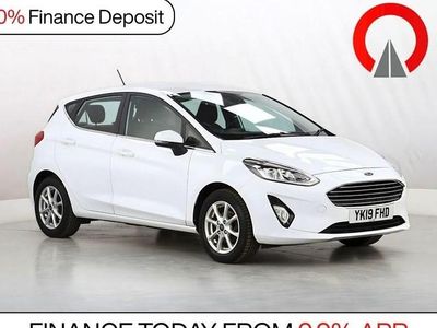 Used Ford Fiesta Zetec 85 HP (62 kW) 2019 White Hatchback