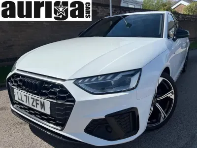 Begagnad Audi A4 Black Edition 190 HK (139 kW) 2022 Vit Sedan