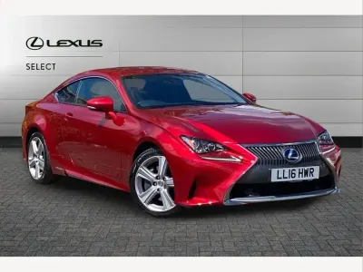 Begagnad Lexus RC300h Luxury Line 223 HK (164 kW) 2016 Röd Sportkupé