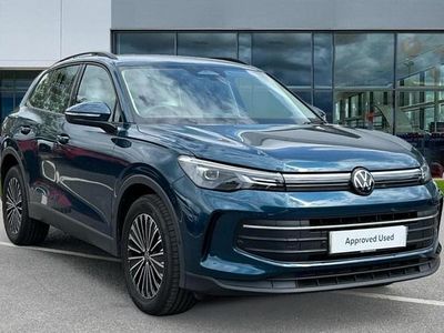 Used VW Tiguan Life 150 HP (110 kW) 2025 Nightshade blue metallic  SUV