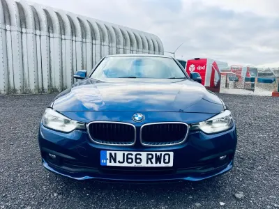 Usado BMW 320 Efficient Dynamics 2016 Azul Berlina