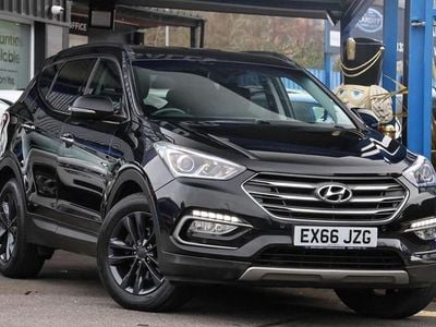 Black Used 2016 Hyundai Santa Fe Premium SUV | £11,991 (Fair price)