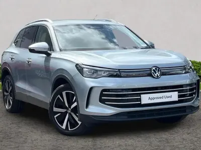 Used VW Tiguan Elegance 150 HP (110 kW) 2024 Silver SUV