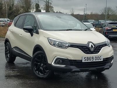 Used Renault Captur Iconic 90 HP (66 kW) 2019 Cream SUV